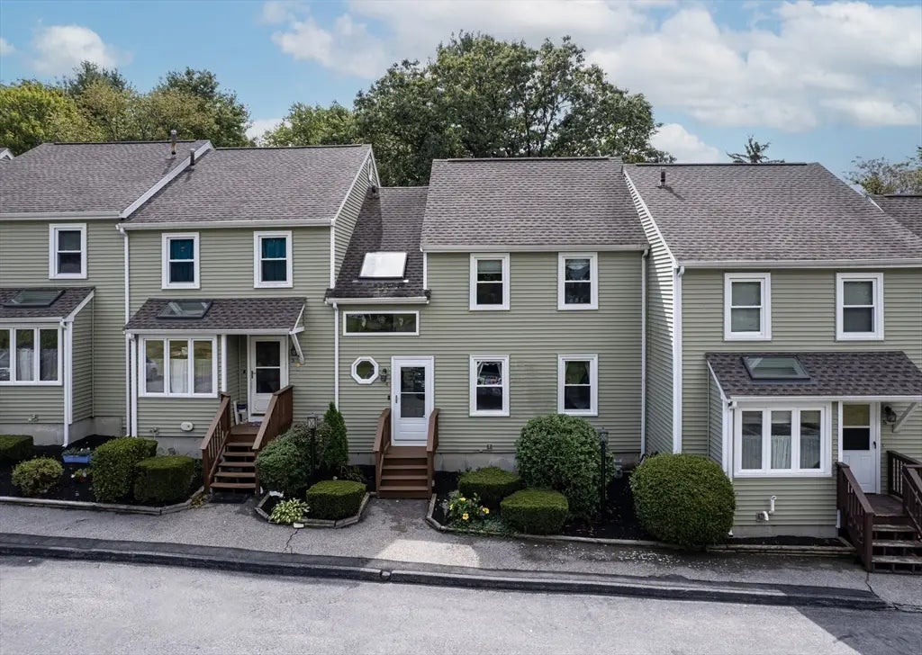 395 Providence Rd #4, Grafton