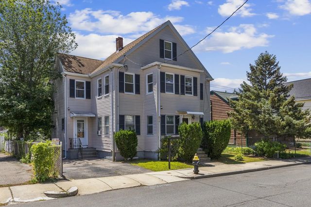 52 Chesterfield, Boston