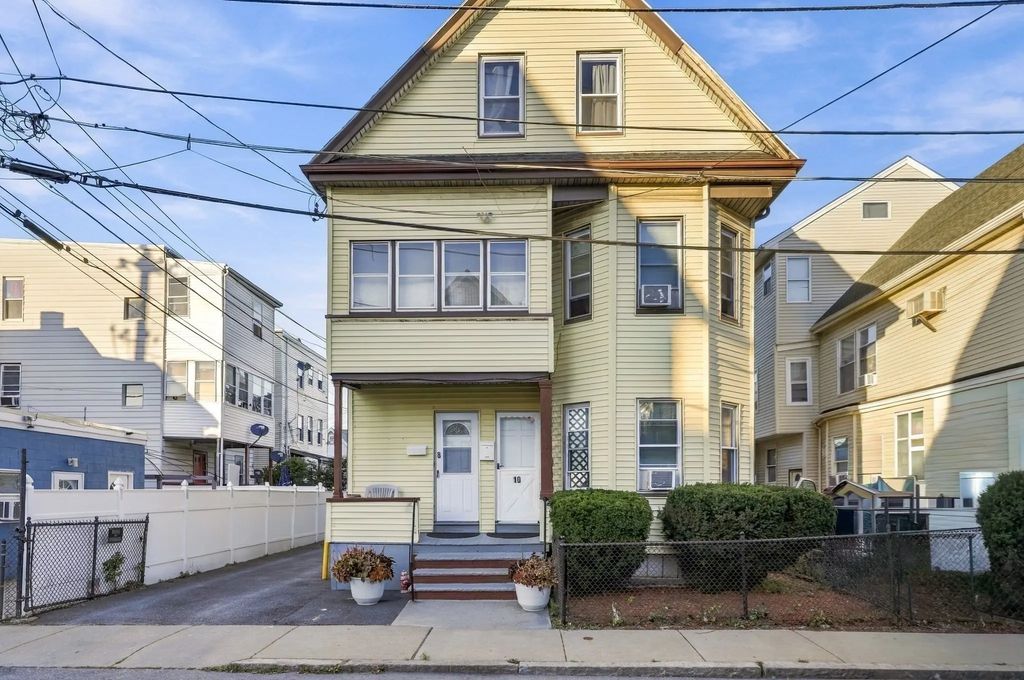 8-10 Dane St, Everett