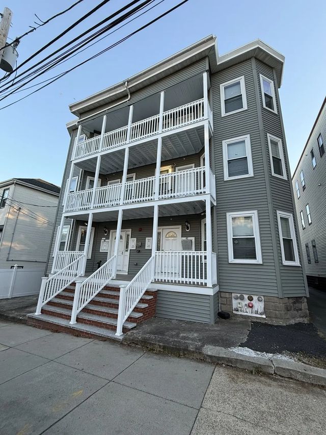 40-42 Dehon St, Revere