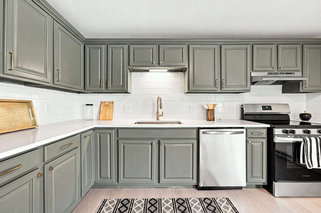 283 Fuller Rd #k, Chicopee