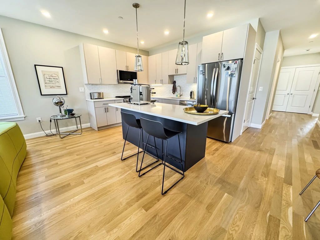 40 Waverly Street #3, Boston