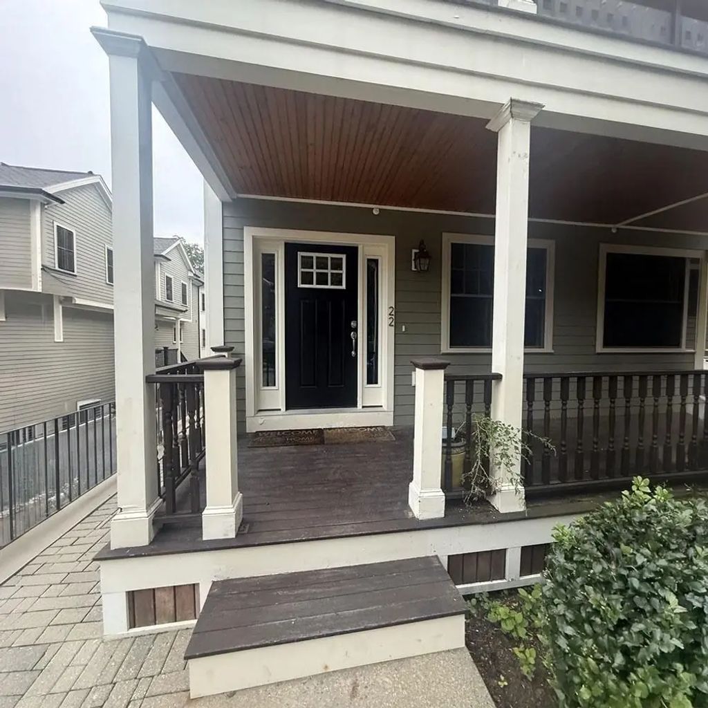 22 Hawthorne #1, Boston