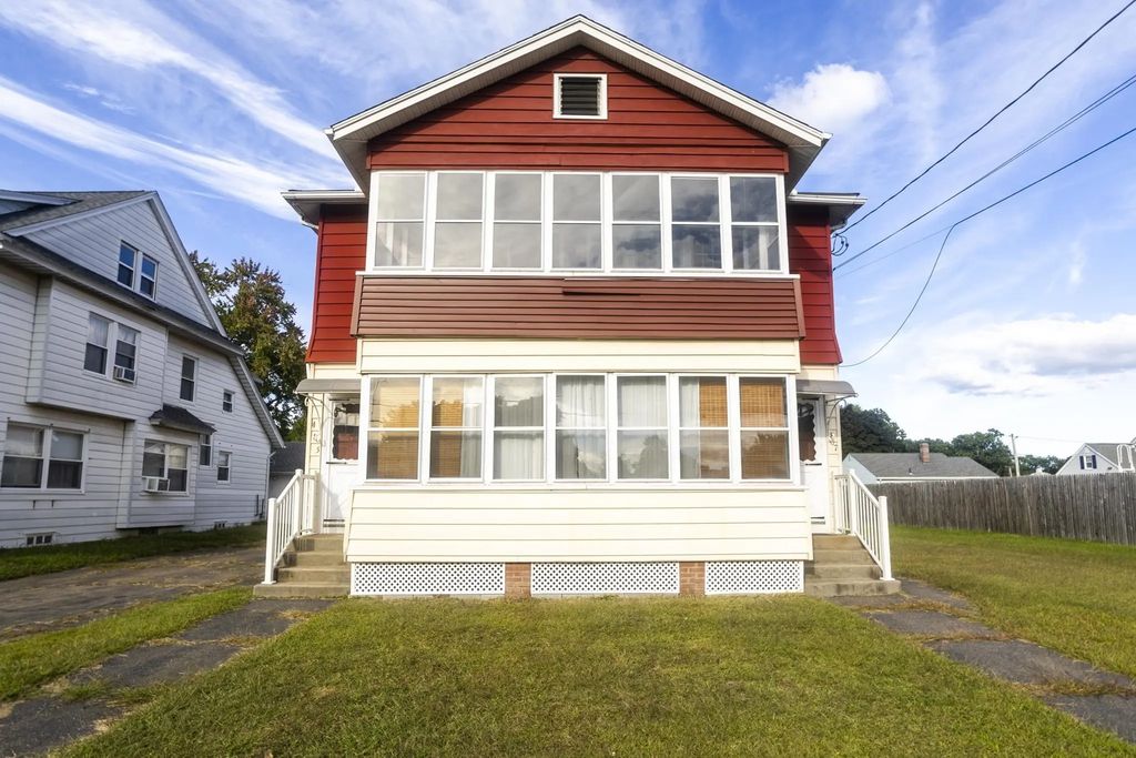485 East Street, Chicopee