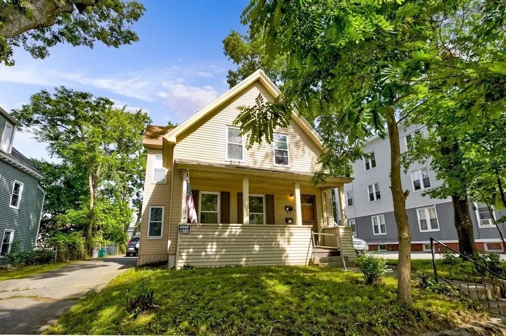 78 Birch St, Worcester