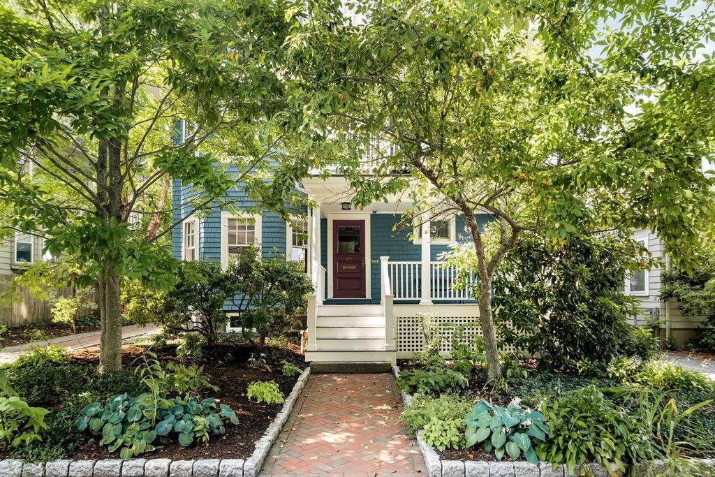 174 Lexington Avenue #1, Cambridge