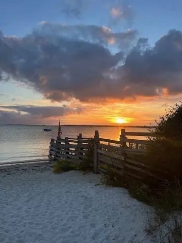 130 Wimbledon Dr, Yarmouth