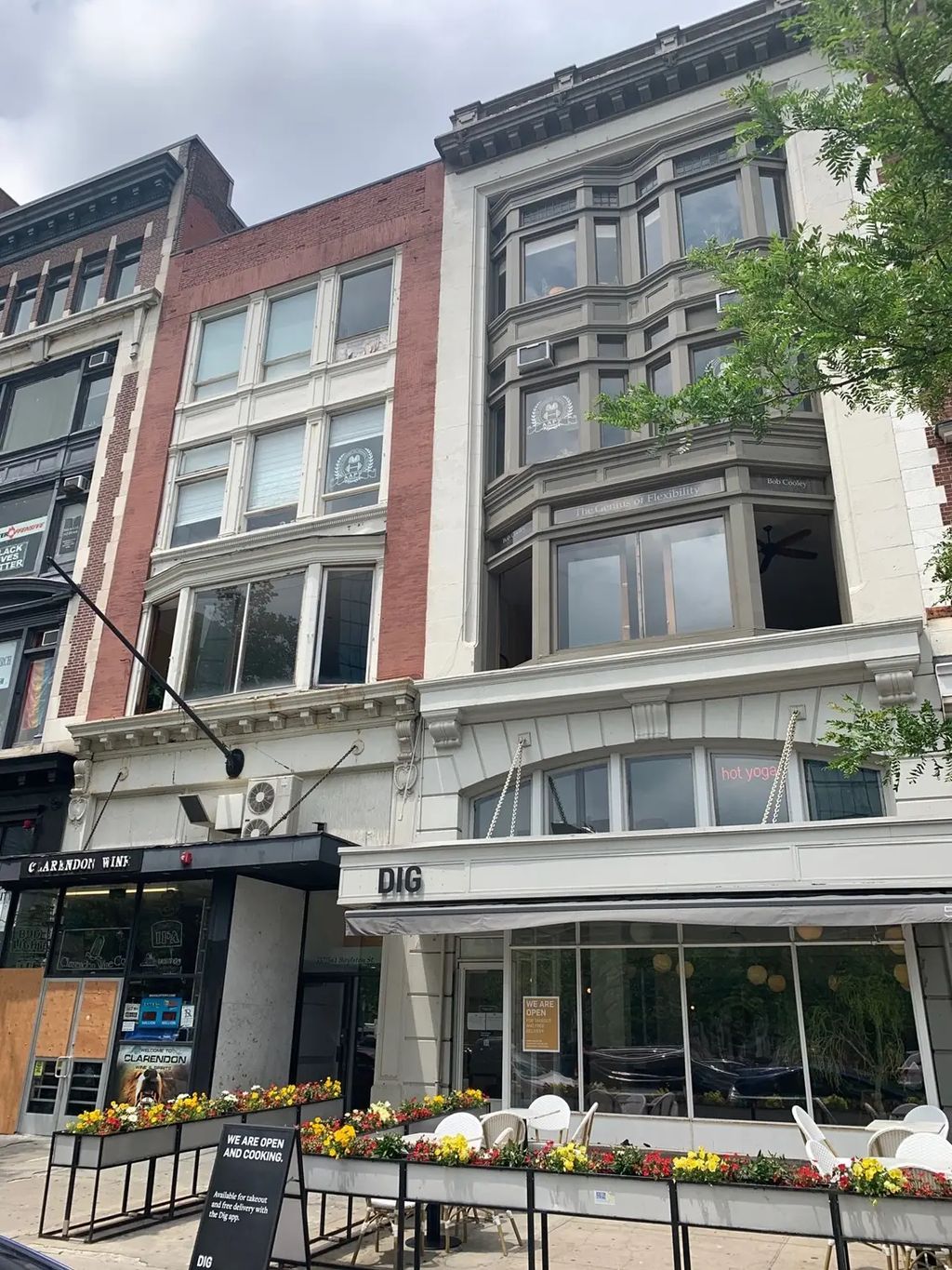 557 Boylston St, Boston