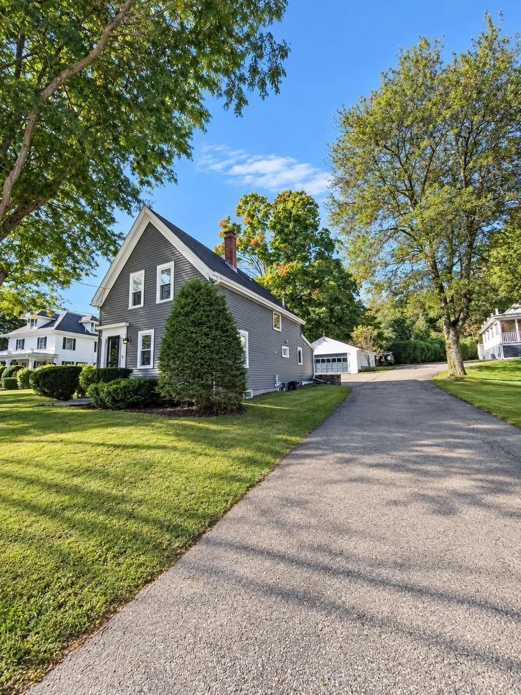 54 Whitehall Rd, Amesbury