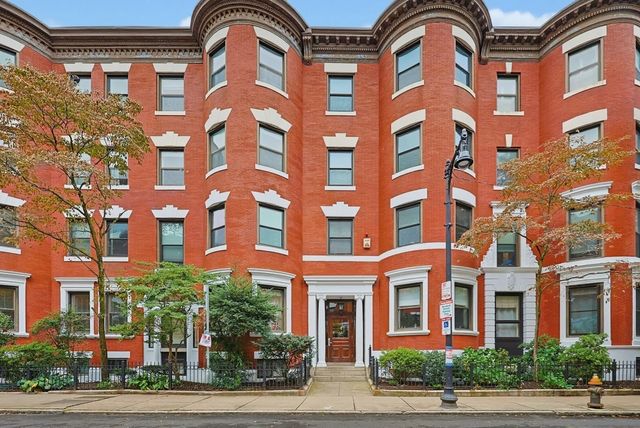 96 Gainsborough St #301w, Boston