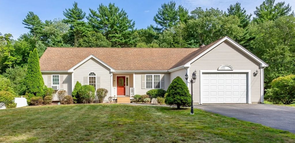 380 Spruce St, Bridgewater