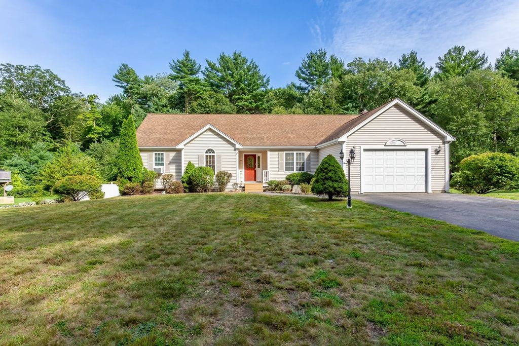 380 Spruce St, Bridgewater