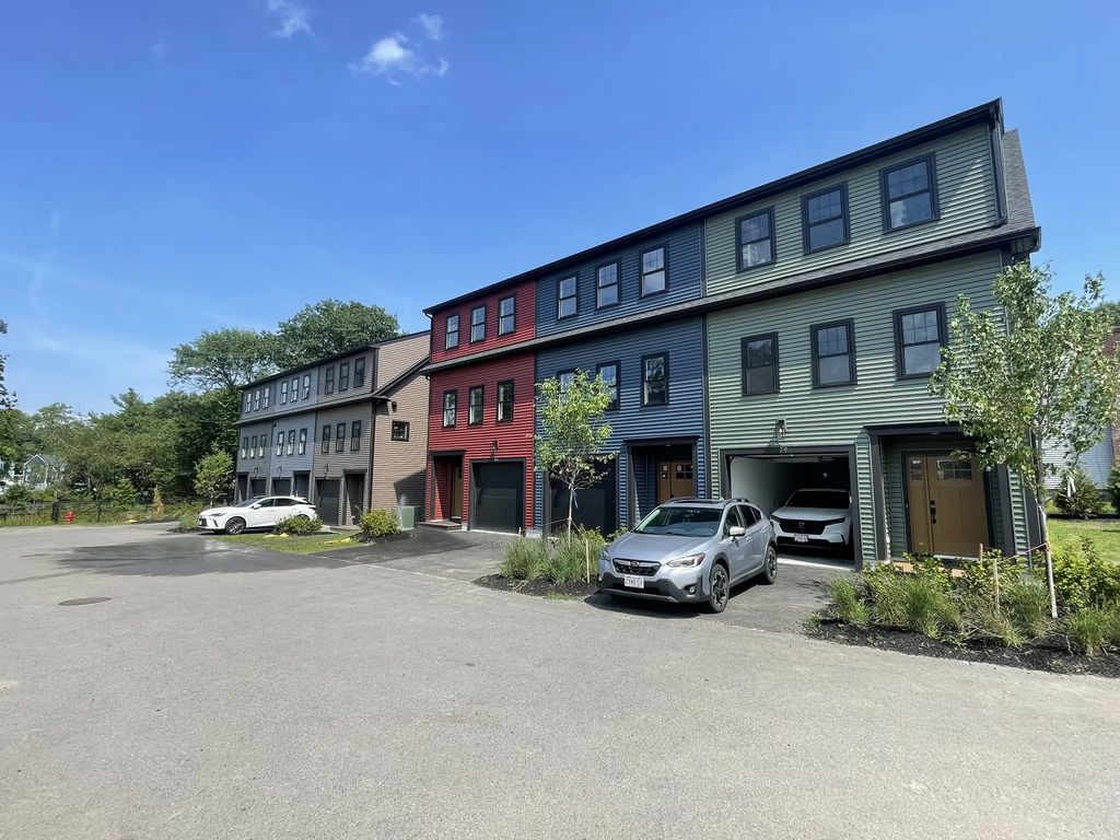 75 Neponset Street #75, Canton