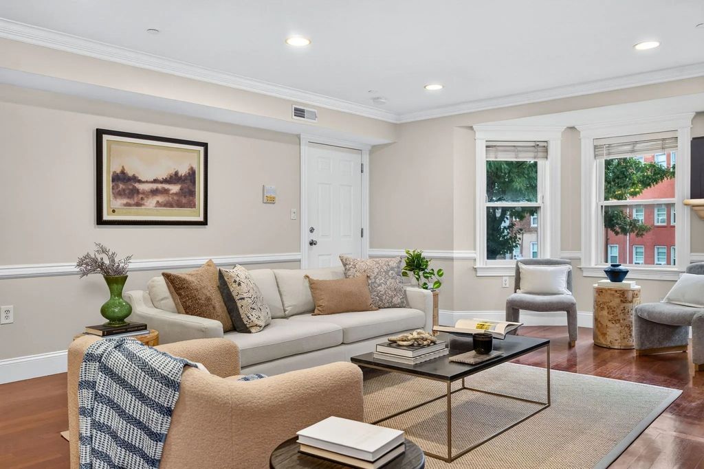 161 E Cottage #2, Boston