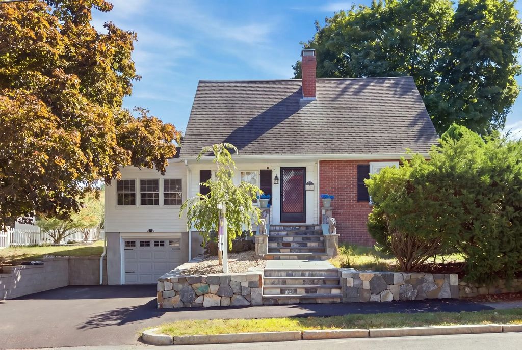 122 North Street, Stoneham
