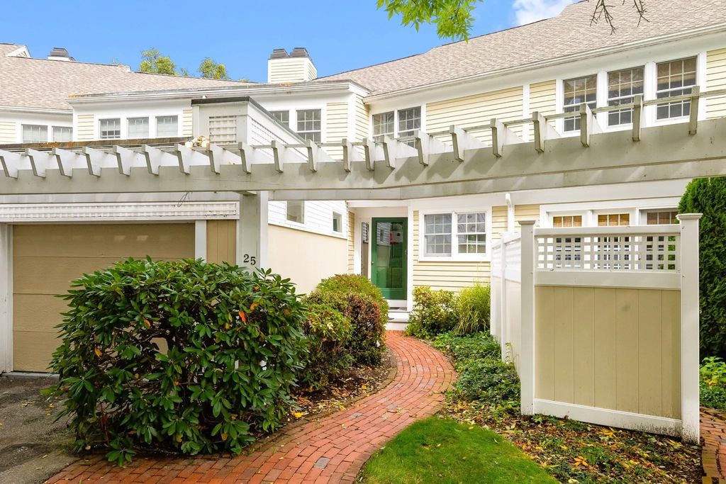25 Parker Ridge Way #25, Newburyport