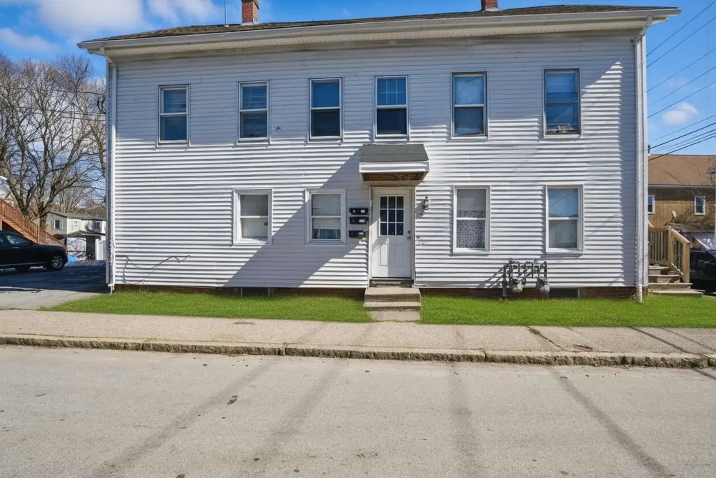 19 Myrtle Ave, Webster