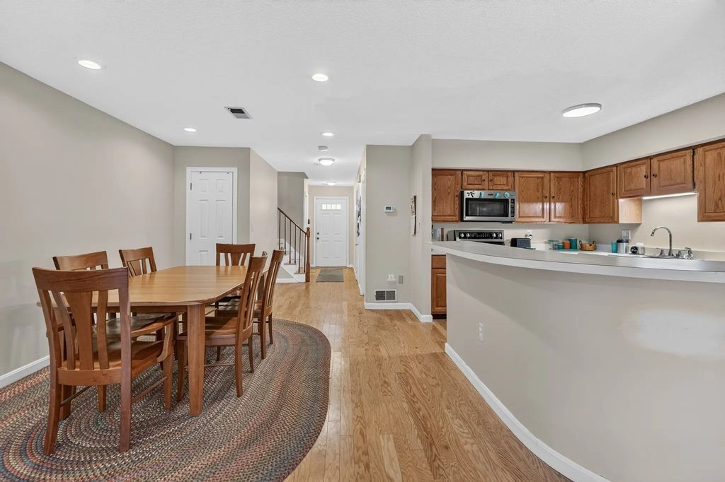 18 Indian Hill Lane #18, Salem