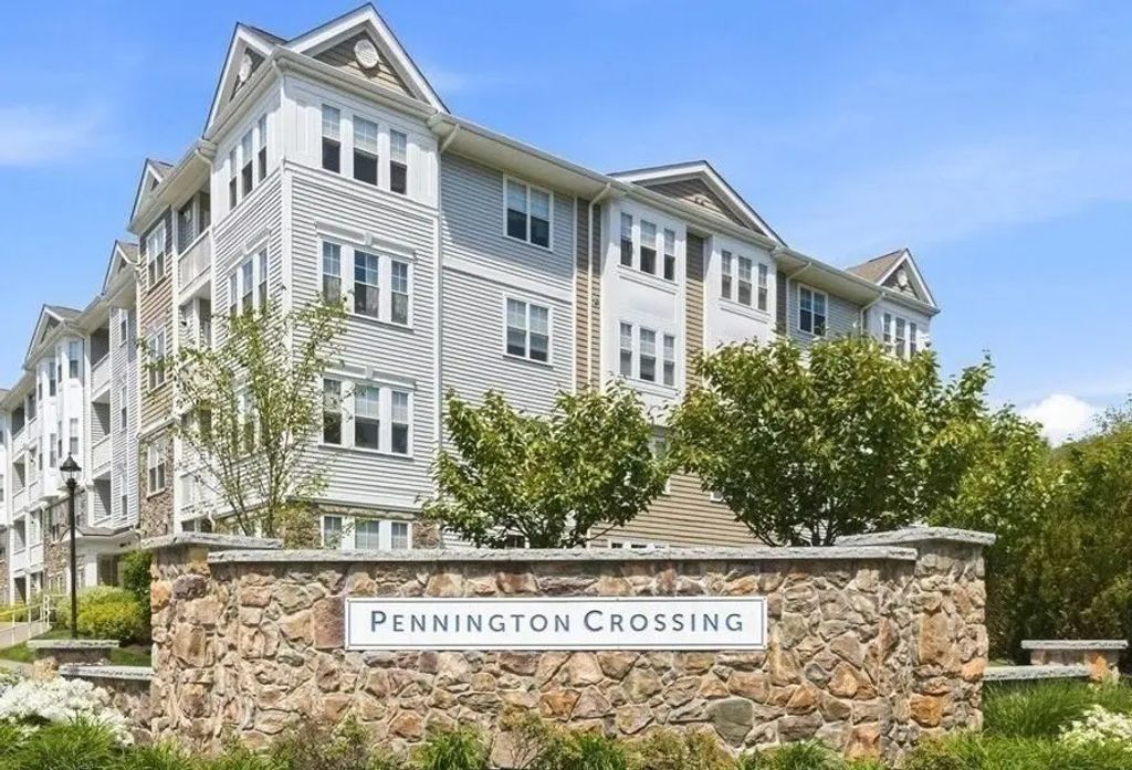 1102 Pennington Drive #1102, Walpole