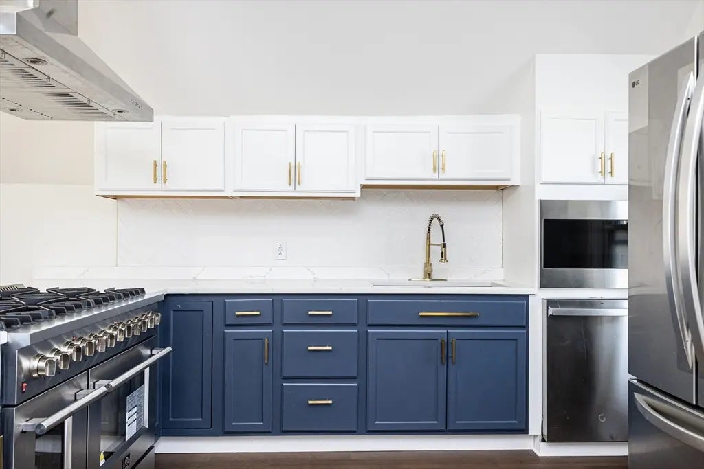 40 Devon St #3, Boston