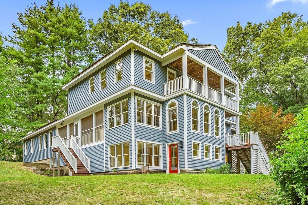 160 Range Road, Concord