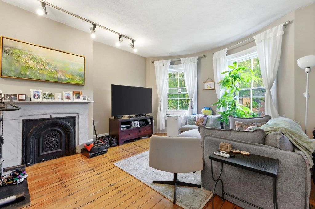 87 Worcester St #4, Boston