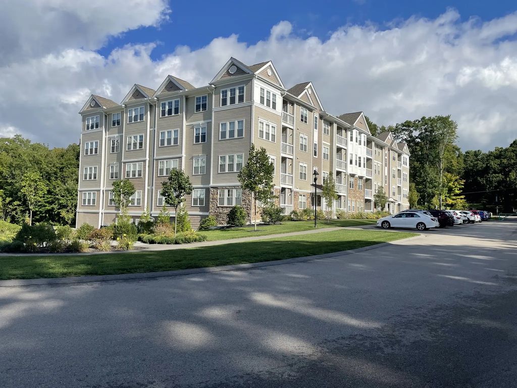 4402 Pennington Dr #4402, Walpole