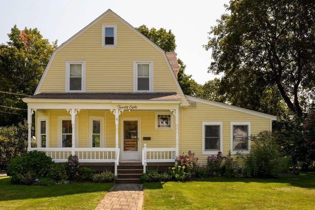 28 Holt Road, Holden
