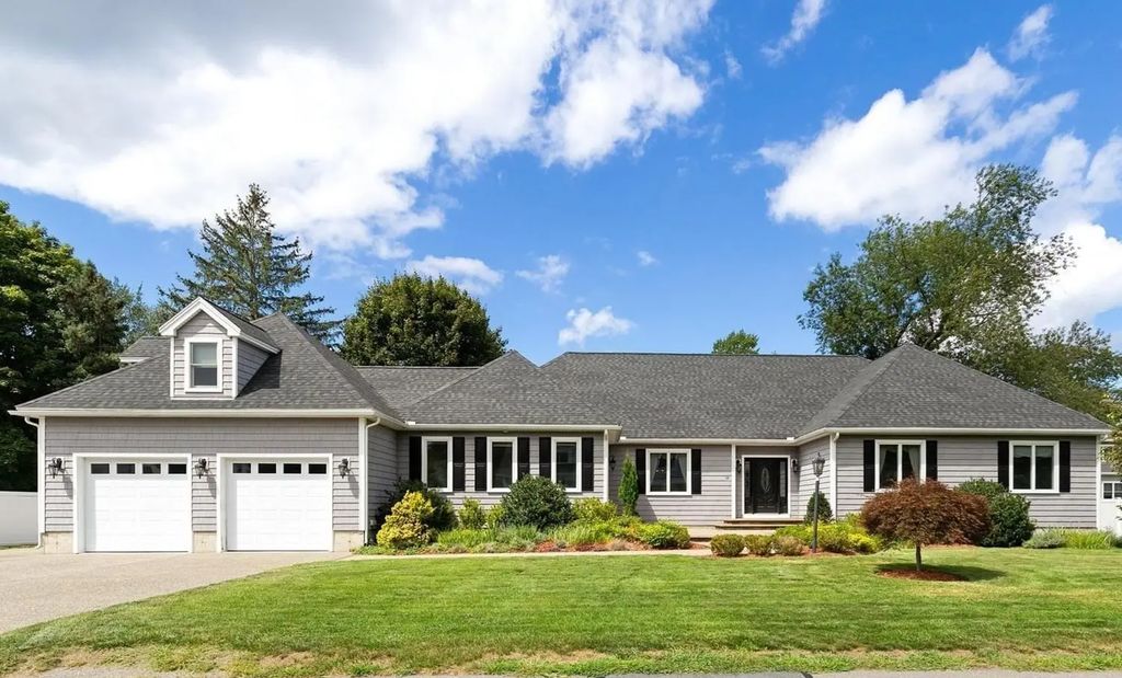 30 Hampden Ave, Burlington