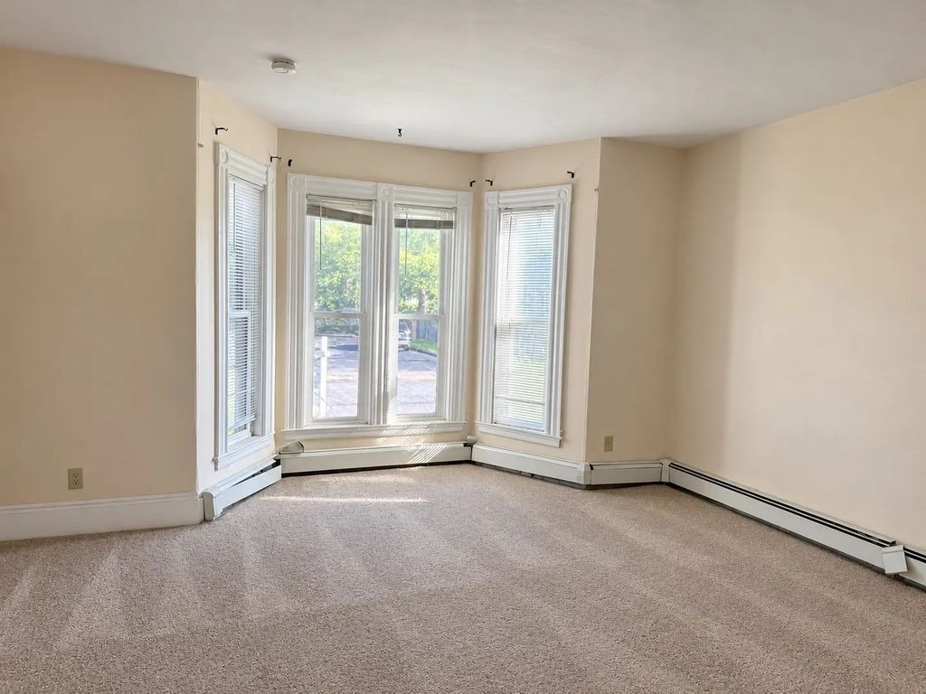 106 Monk St #1, Stoughton