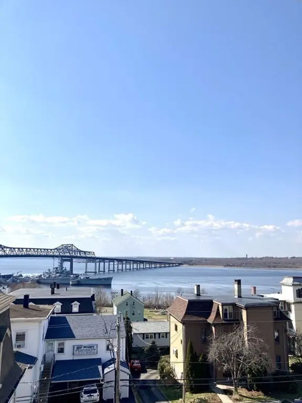 170` Locust, Fall River