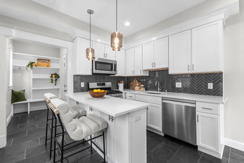 14 Marie St #3, Boston