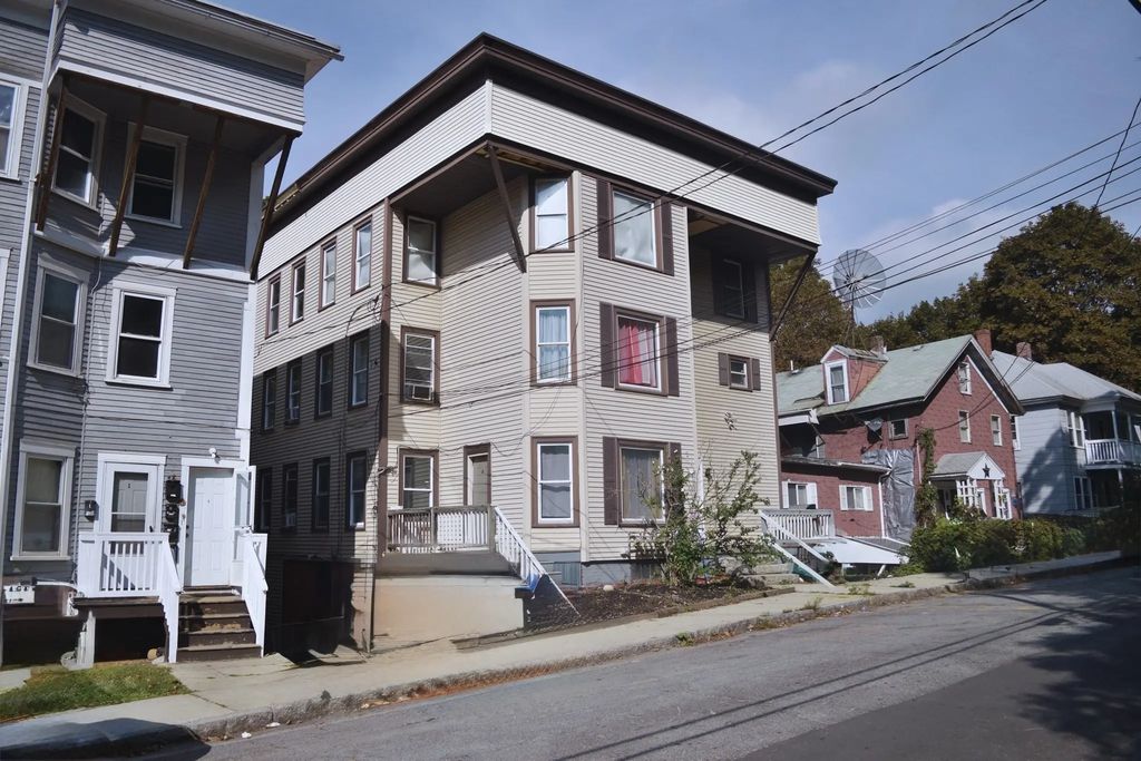 58 Marshall St, Fitchburg