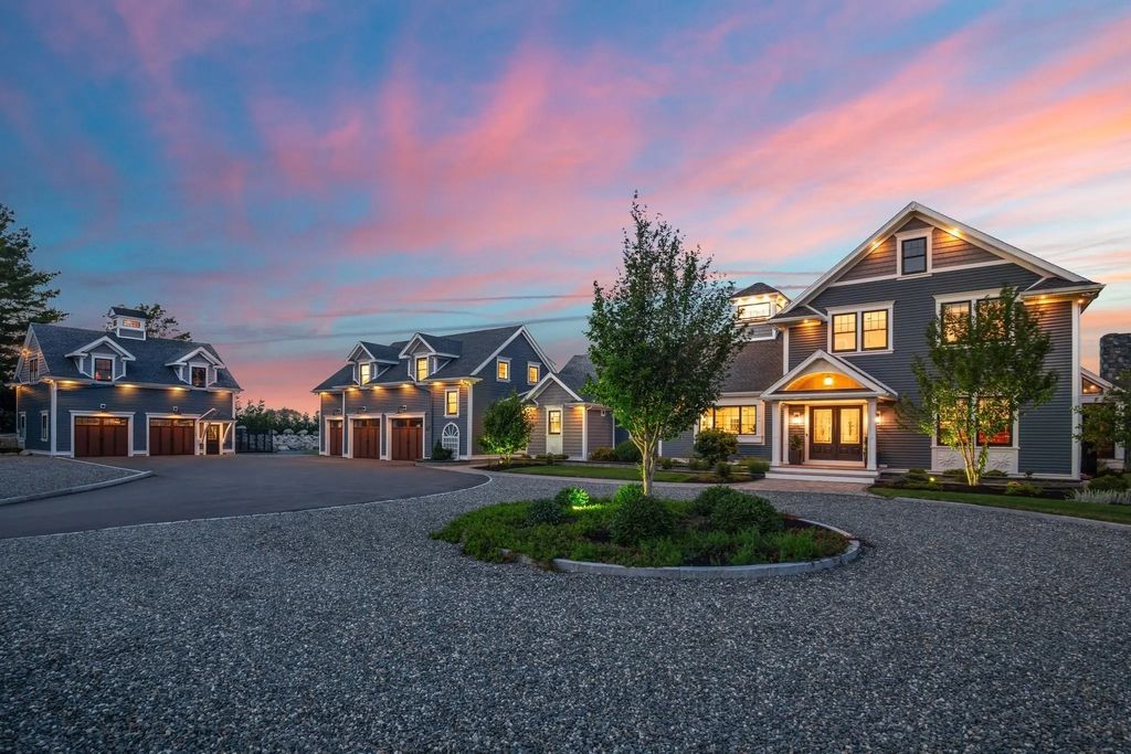 17 Chestnut Lane, Littleton