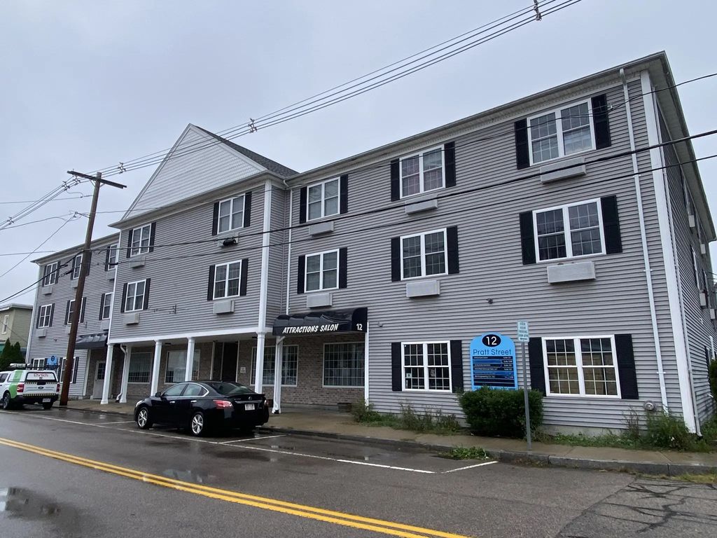 12 Pratt St #104b, Mansfield
