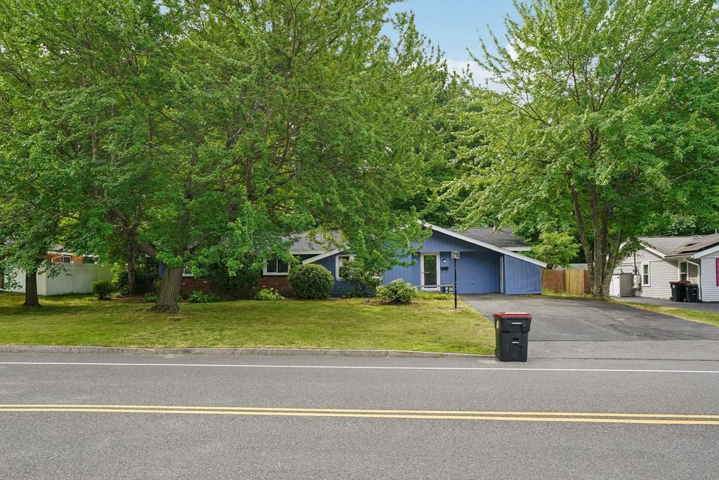 237 Hovenden Ave, Brockton