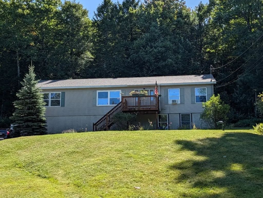 58 Philmart Dr., New Ipswich