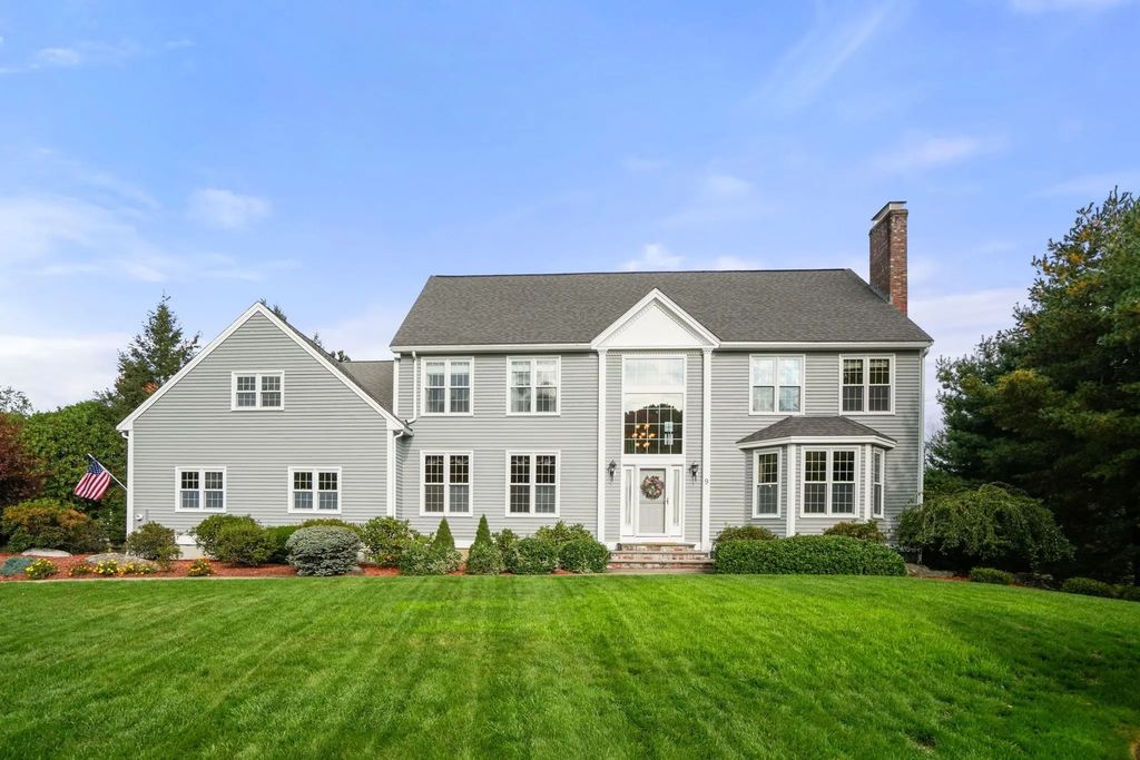 9 Fieldstone Dr, Shrewsbury