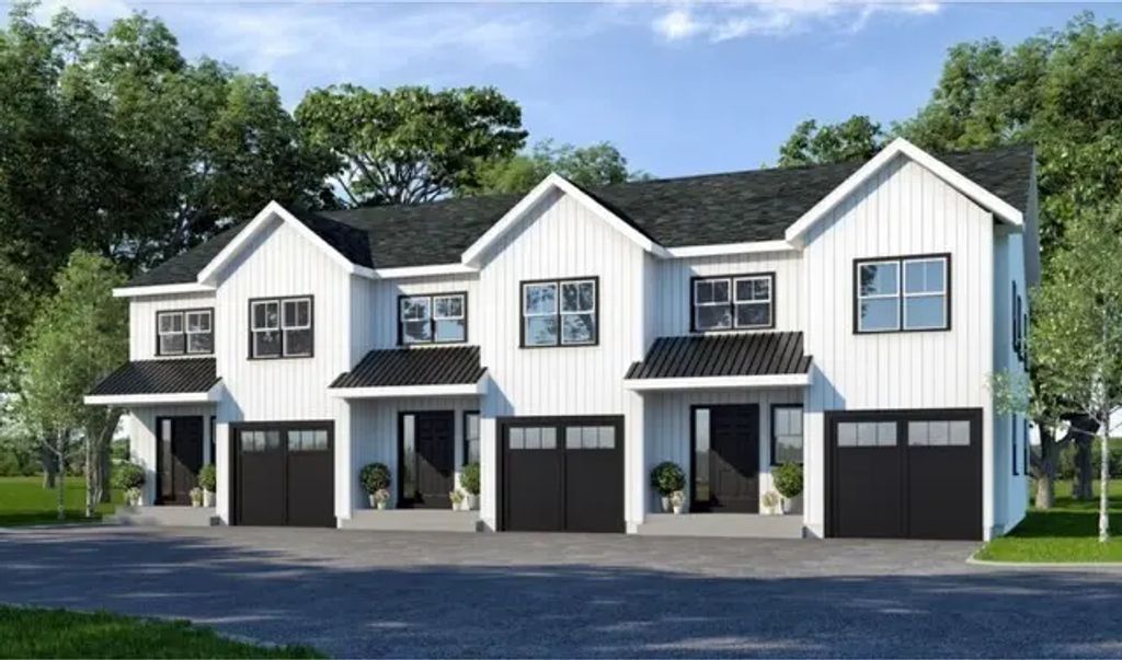 112 Genest St #1, Dracut
