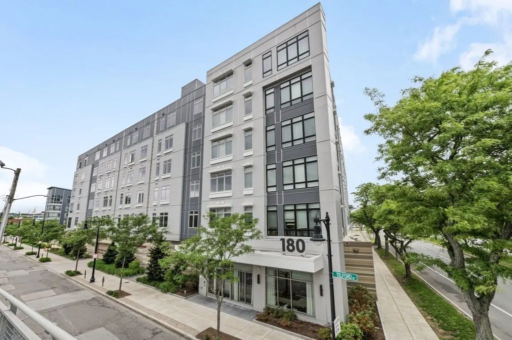180 Telford Street #611, Boston