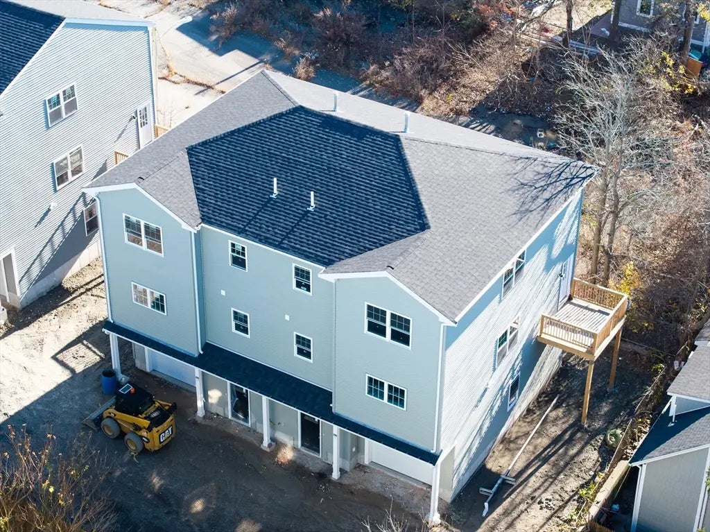 206 Durfee St. #4a, Fall River