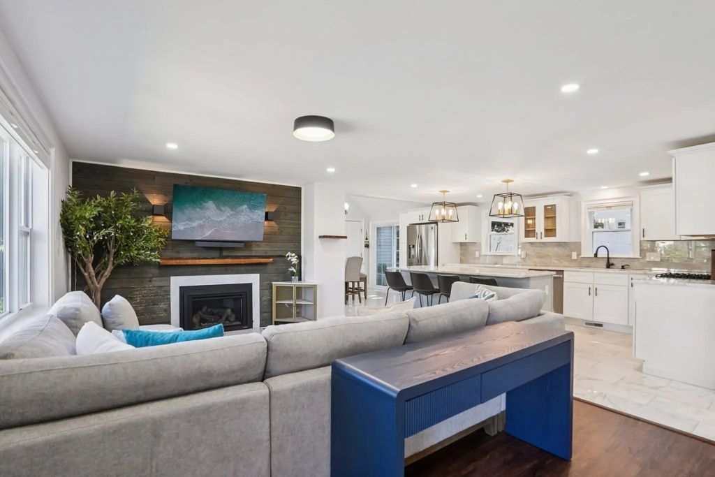 5 Barbara Road, Danvers