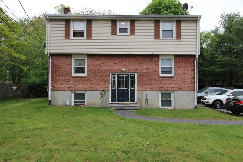 997 Broadway #5, Raynham