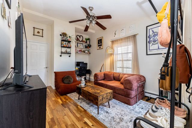 13 Vinton St #3, Boston