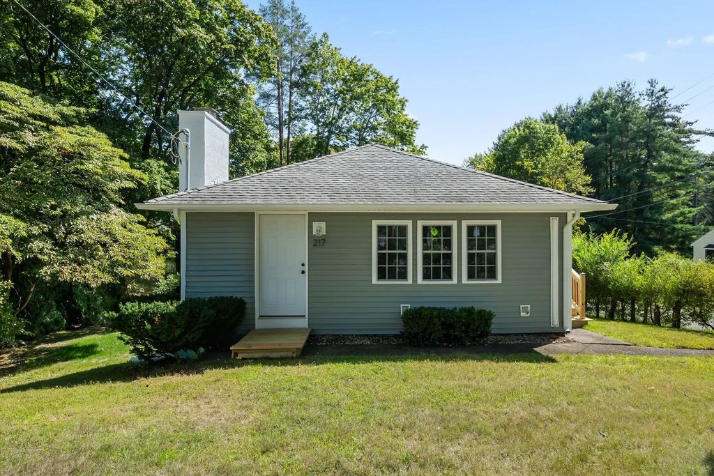 217 W Main Street, Northborough