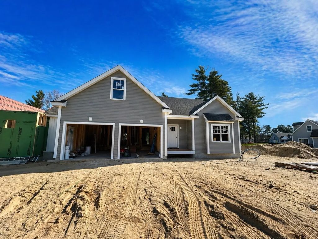 7 Weathervane Drive, Carver