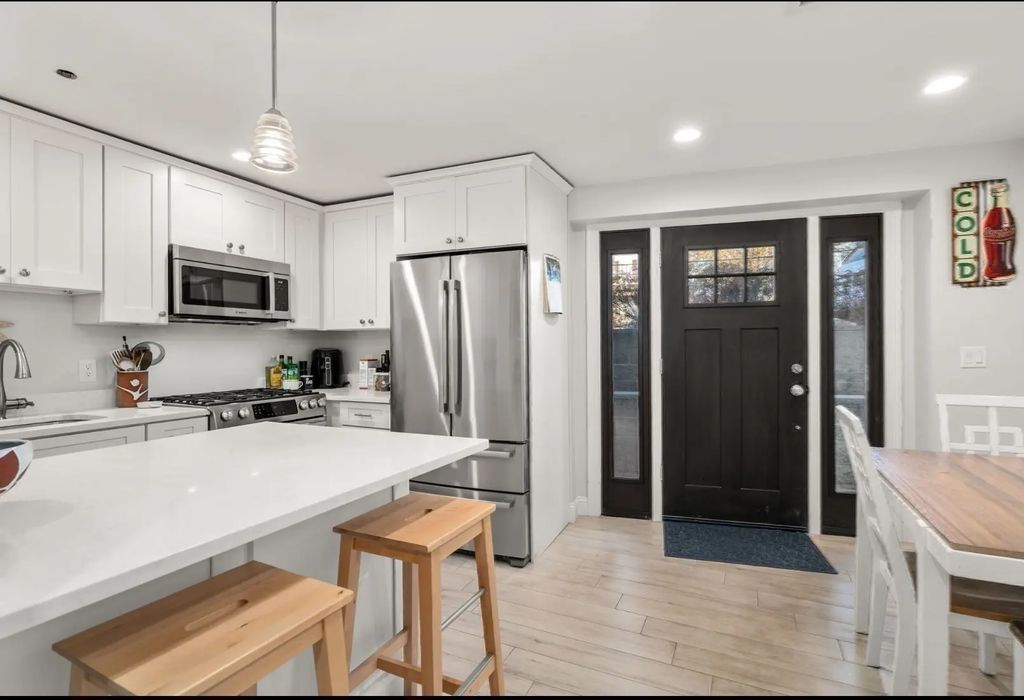 142 Pleasant Street #12, Winthrop