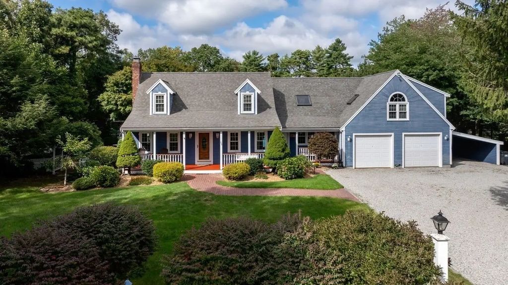 55 Bay Farm Drive, Plymouth