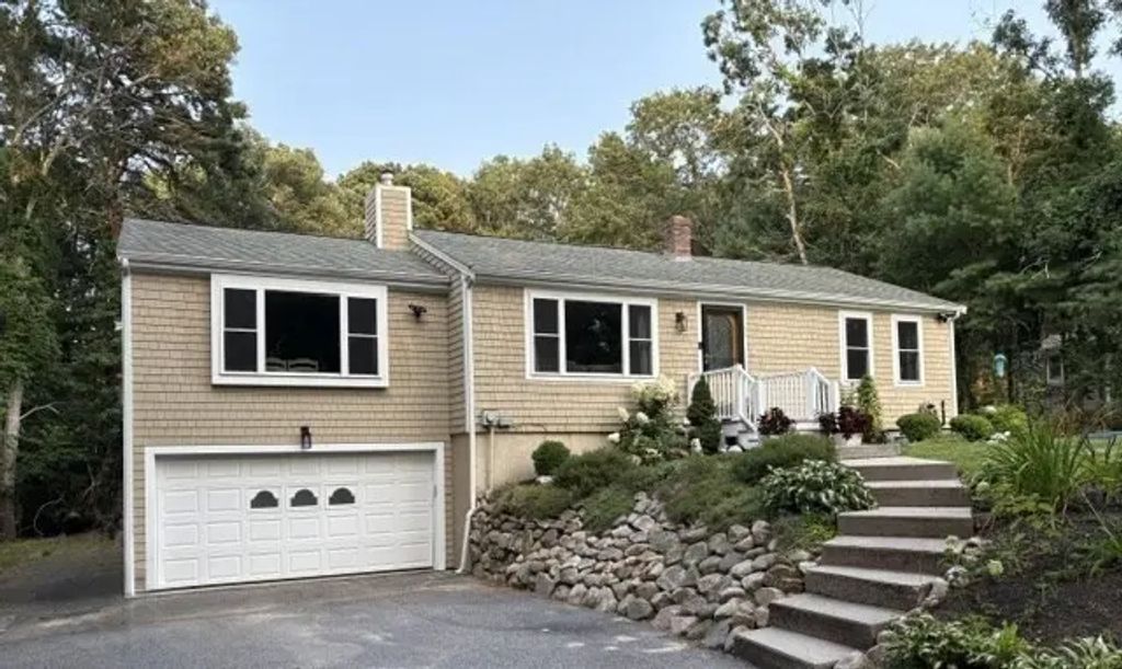 35 Braeburn Ct, Falmouth