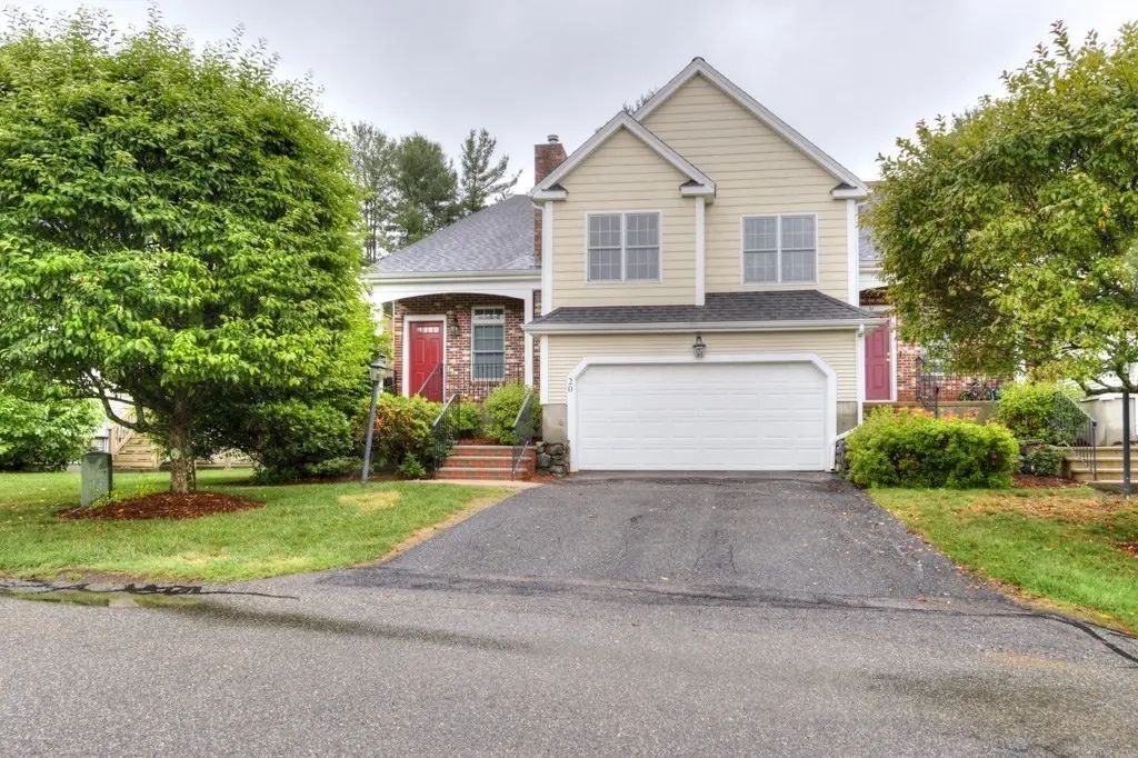 20 Northgate #14, Grafton